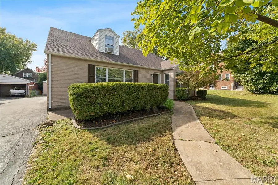 7324 Ahern Avenue, Saint Louis, MO 63130 - #3