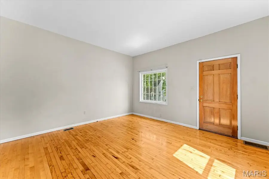 415 N 4th Street, Belleville, IL 62220 - #3