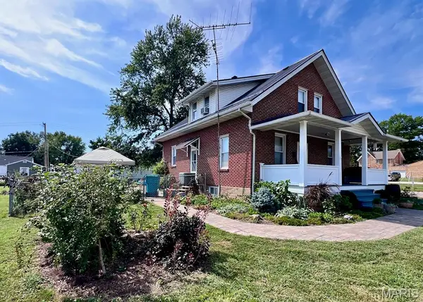 202 E Jefferson Avenue, Owensville, MO 65066