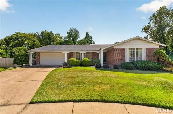 3616 Viembra Drive, Florissant, MO 63034