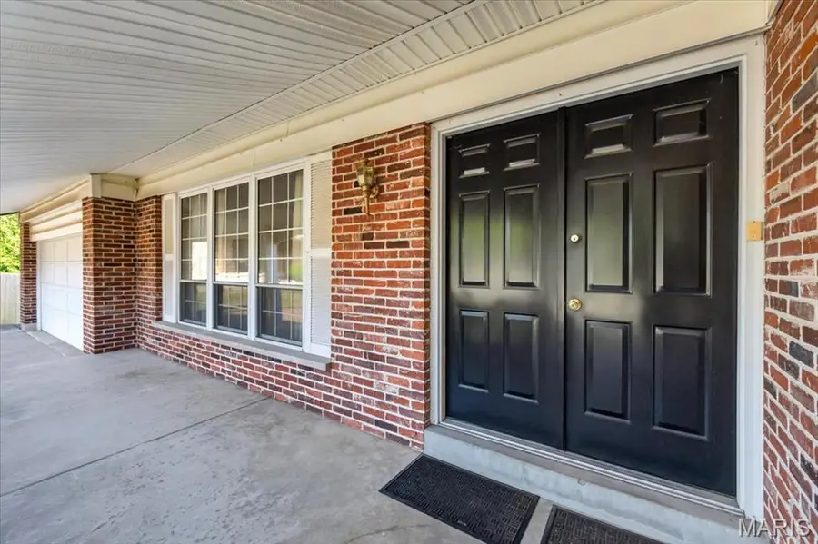 3616 Viembra Drive, Florissant, MO 63034 - #3