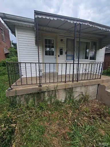 1039 Gimblin Street, Saint Louis, MO 63147 - #2
