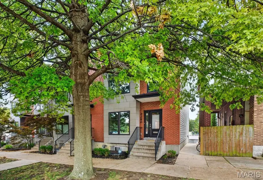 5380 Magnolia Avenue, Saint Louis, MO 63139 - #3