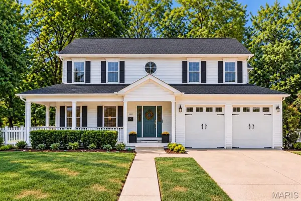 1007 N Clay Avenue, Kirkwood, MO 63122