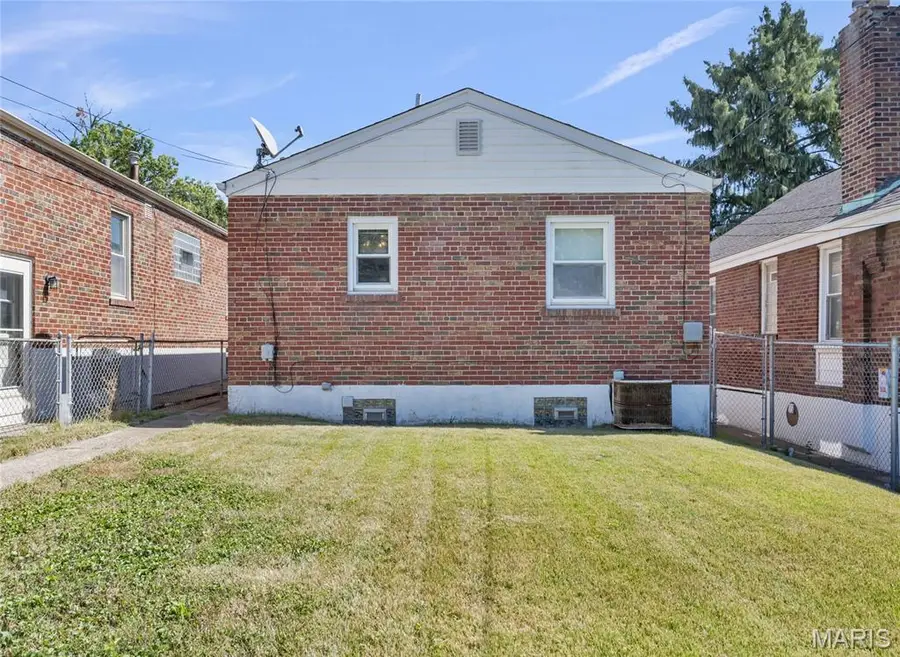 1503 Gregg Avenue, Saint Louis, MO 63139 - #2