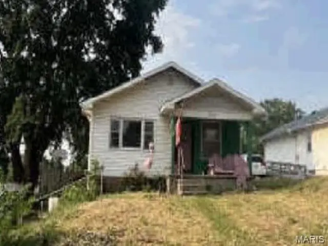 3510 Sacramento Street, Saint Joseph, MO 64507 - #1
