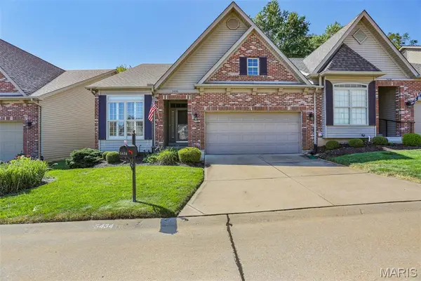 5434 Ivy Summit Court, St Louis, MO 63128