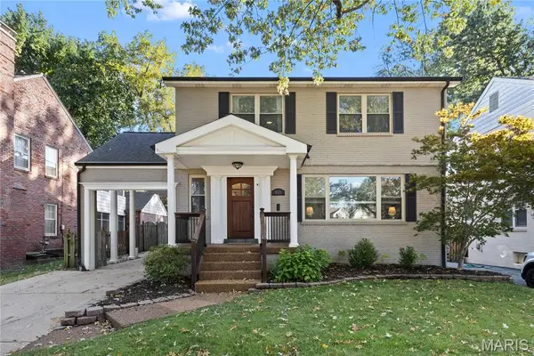 8026 Stanford Avenue, University City, MO 63130