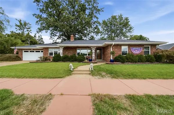 5120 Mccausland Avenue, St Louis, MO 63109
