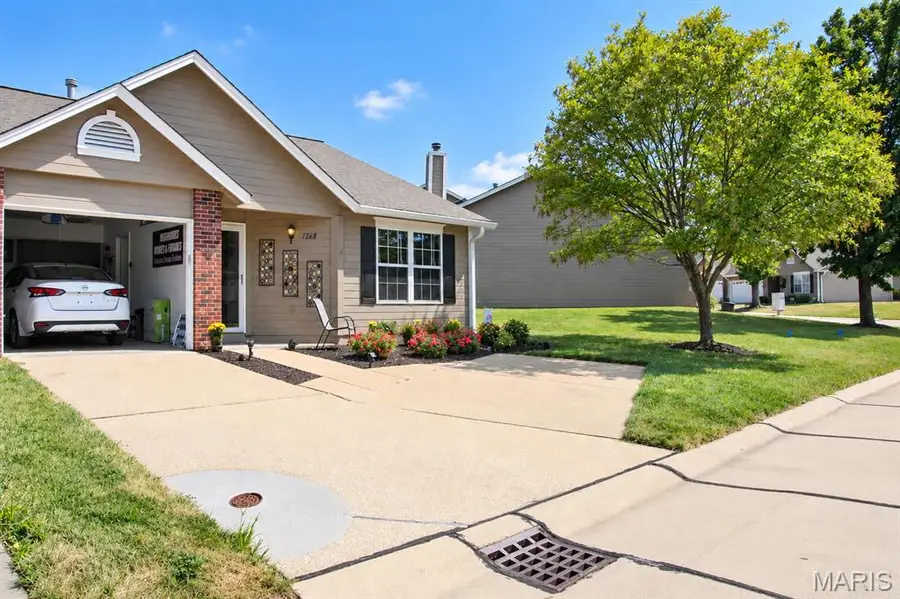 1268 Shirley Ridge Drive #D, Saint Charles, MO 63304 - #2