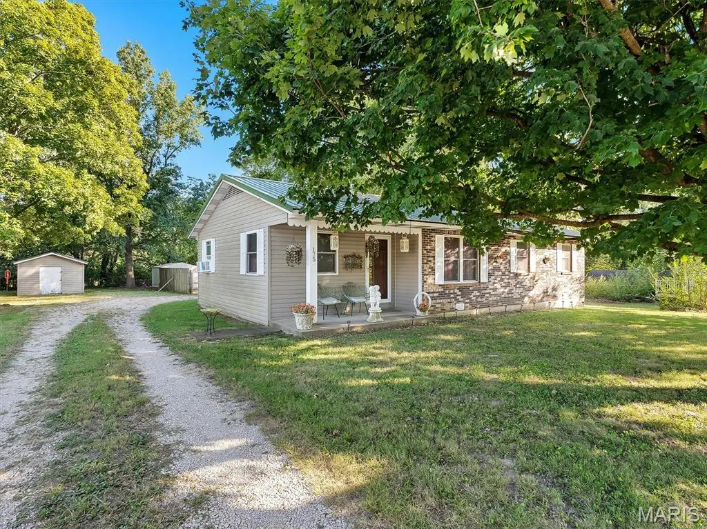 175 E Pine Street, Bourbon, MO 65441 - #1