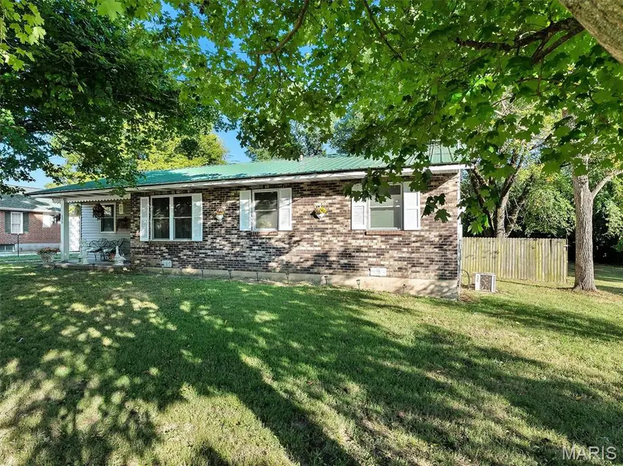 175 E Pine Street, Bourbon, MO 65441 - #3