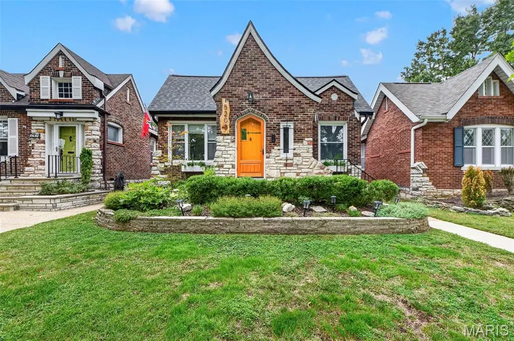 5208 Winona Avenue, Saint Louis, MO 63109 - #1