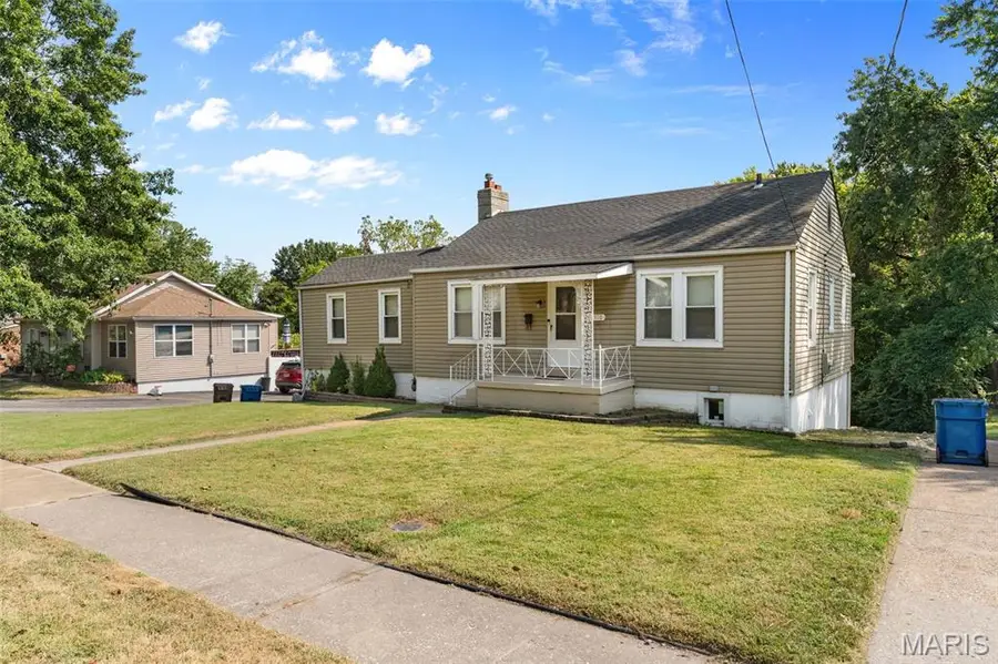 3510 Marshall Avenue, Saint Louis, MO 63114 - #3