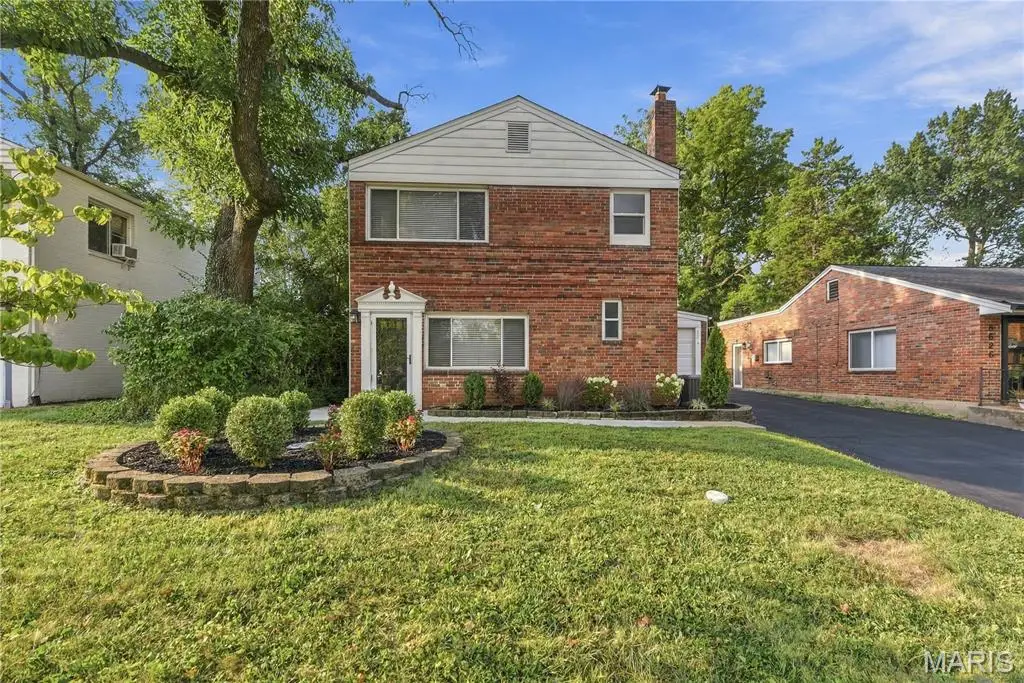 8622 White Avenue, Brentwood, MO 63144 - #1