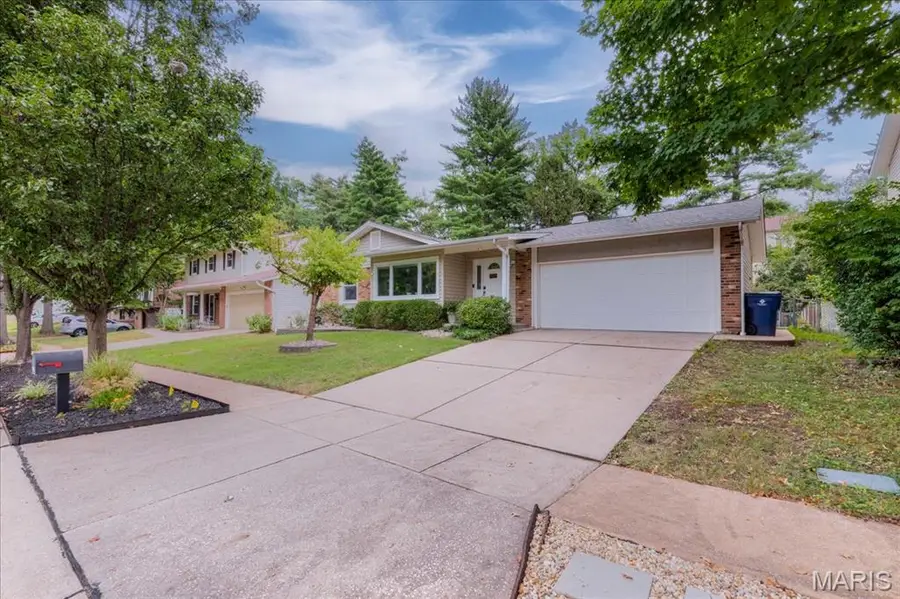 1426 Nancy Lee Drive, Saint Louis, MO 63146 - #2