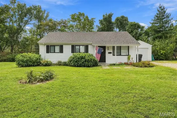 512 Eggering Drive, O'Fallon, MO 63366