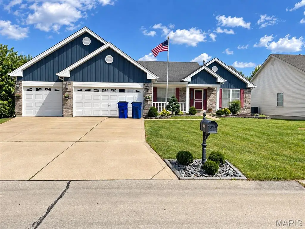 102 Derbyshire Lane, Dardenne Prairie, MO 63368 - #1