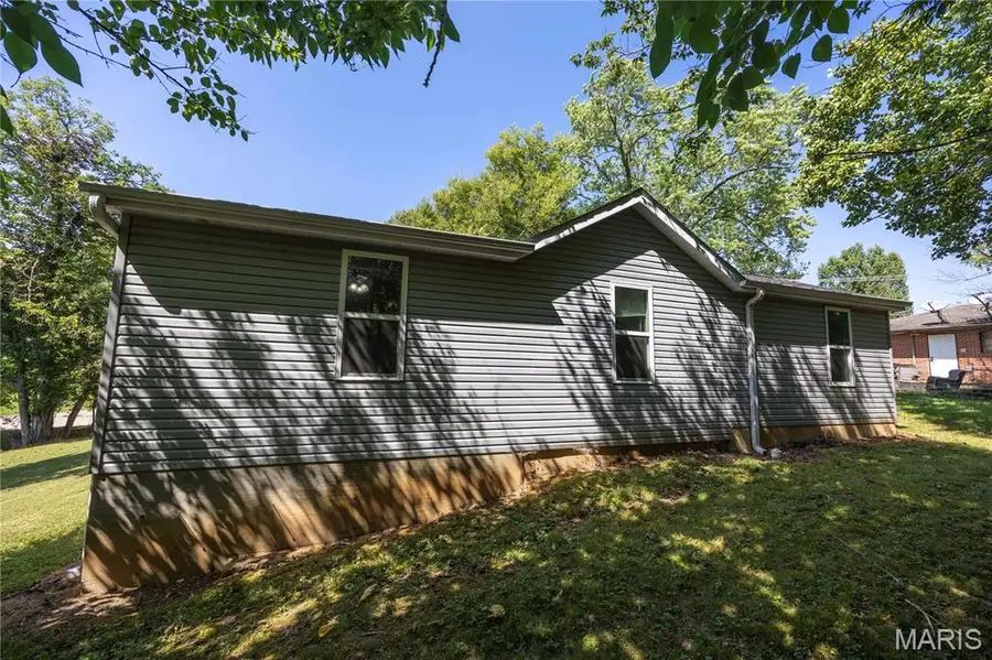 1106 N Missouri Street, Cape Girardeau, MO 63701 - #3