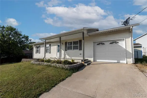 1045 Hannah Street, Jackson, MO 63755