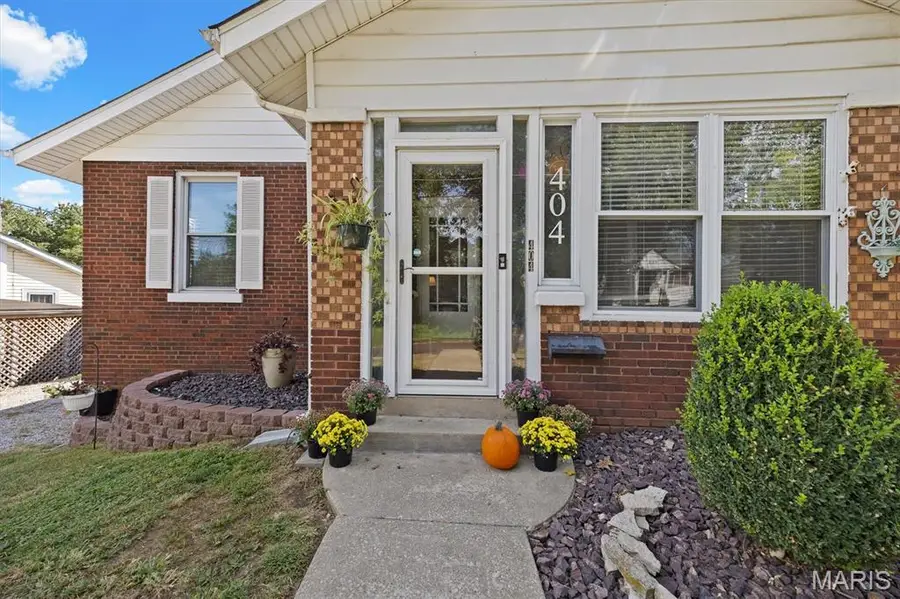 404 Polk Street, Belleville, IL 62220 - #2