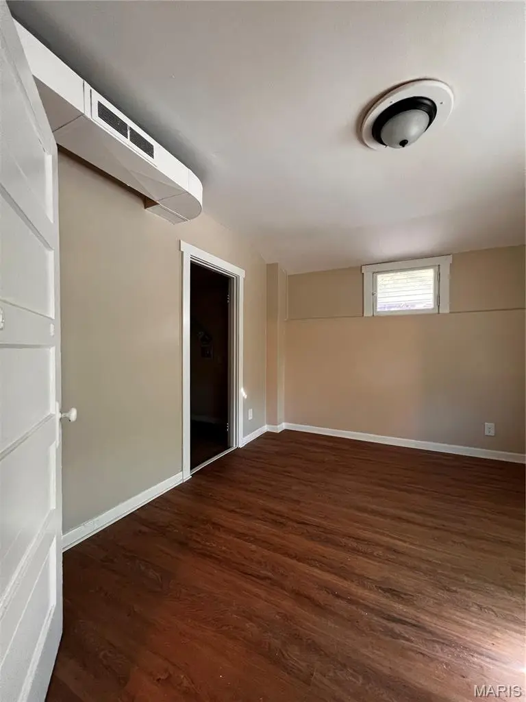 5520 Louisiana Avenue, Saint Louis, MO 63111 - #3