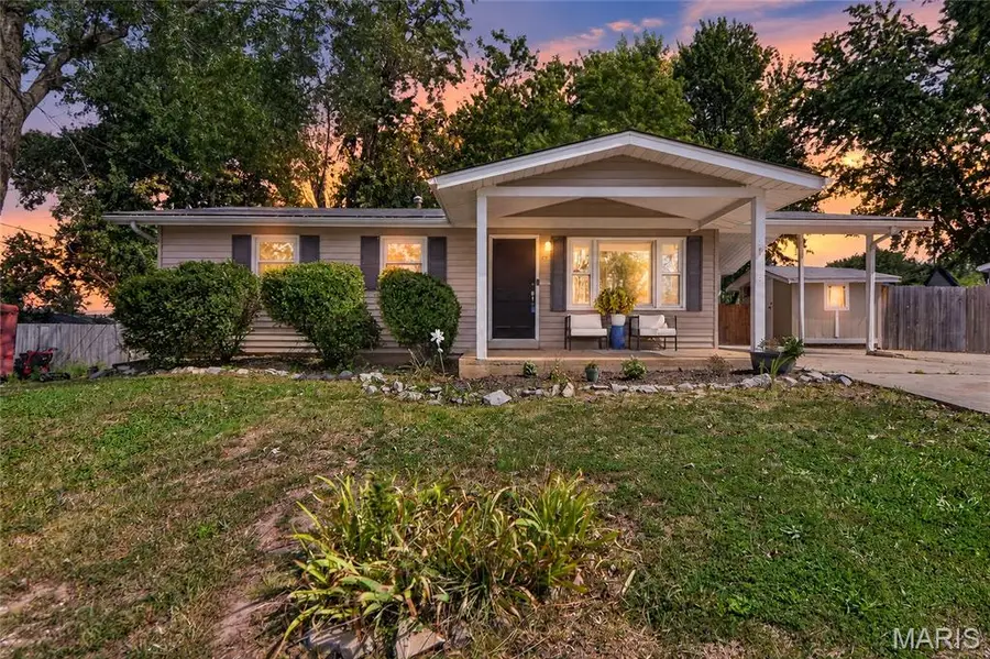 214 Oakridge Lane, Lake Saint Louis, MO 63367 - #2