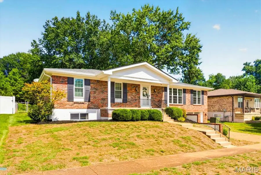 4847 Vermilion Drive, Saint Louis, MO 63128 - #3