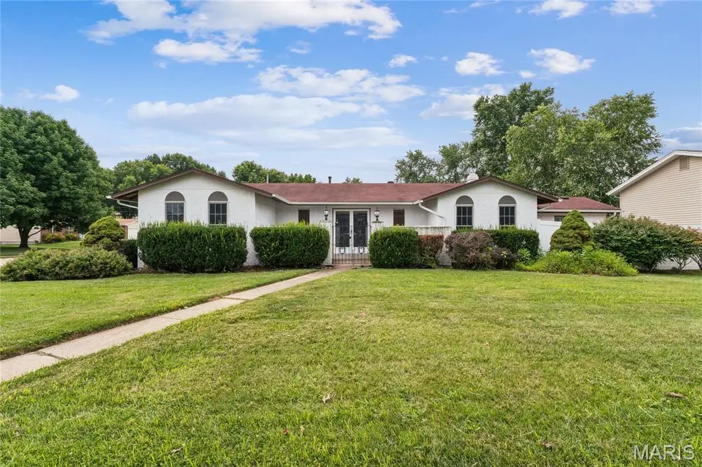 2801 Droste Road, Saint Charles, MO 63301 - #1