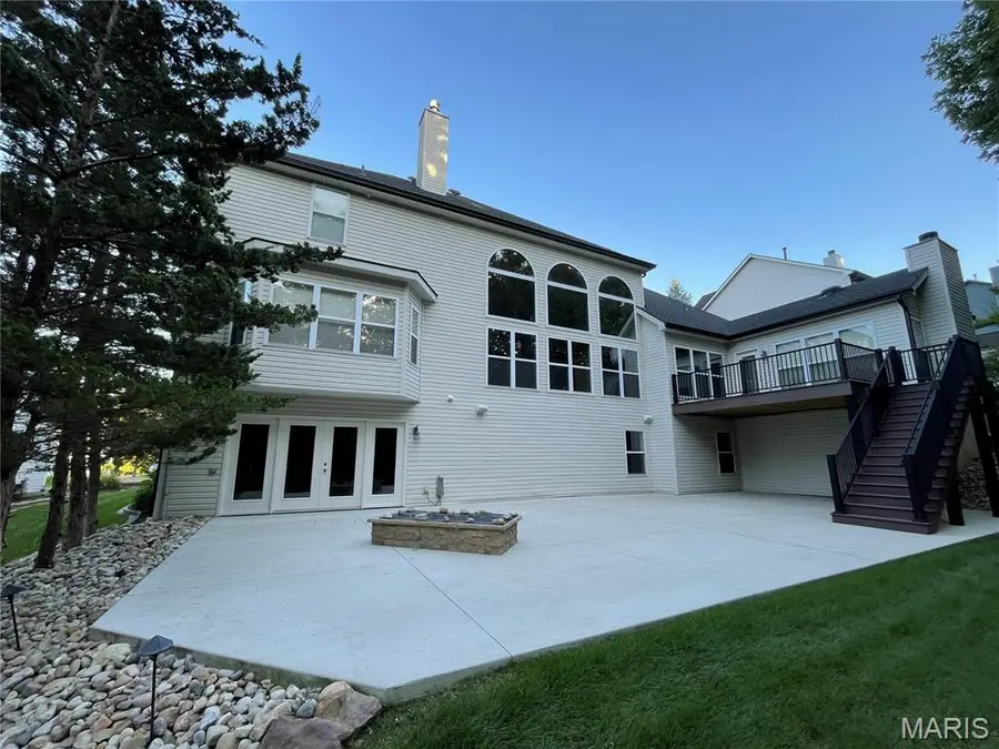 945 Stone Spring Drive, Eureka, MO 63025 - #2