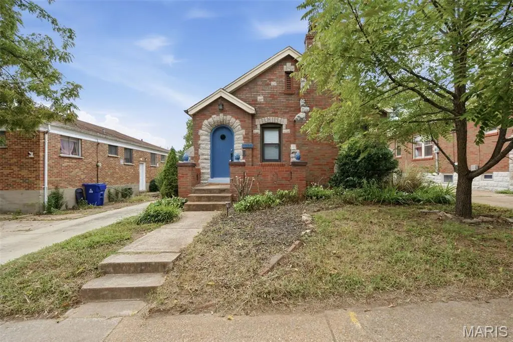 1105 North And South Road, University City, MO 63130 - #1