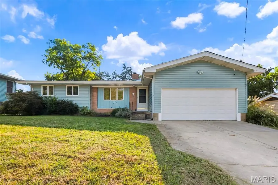 7 Valley Road, Saint Charles, MO 63303 - #2
