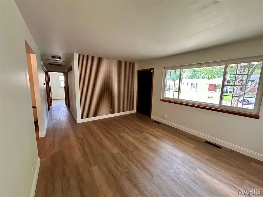 7374 Tannoia Drive, Hazelwood, MO 63042 - #3