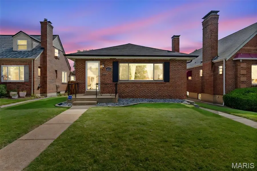 6036 Lansdowne Avenue, Saint Louis, MO 63109 - #2