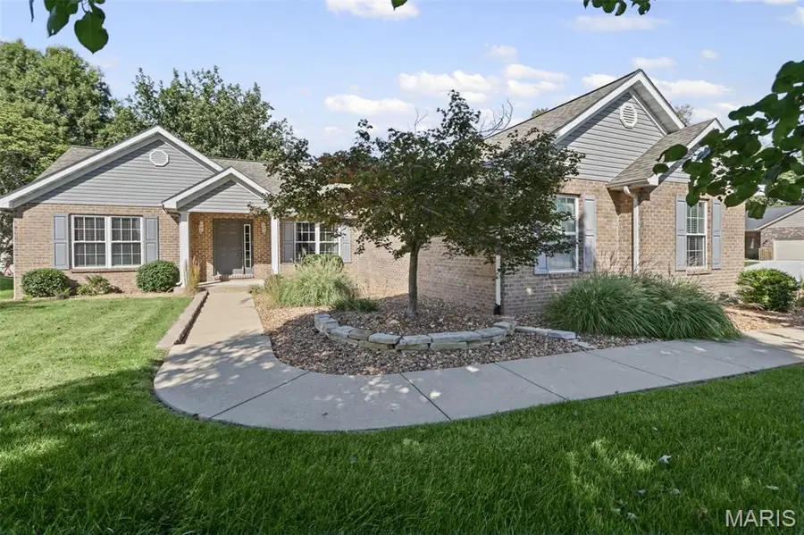 821 Turnberry Road, Belleville, IL 62223 - #3