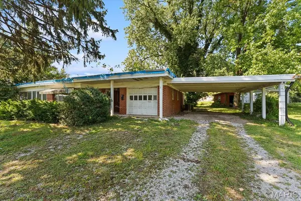 2 Notre Dame Hills, Belleville, IL 62223