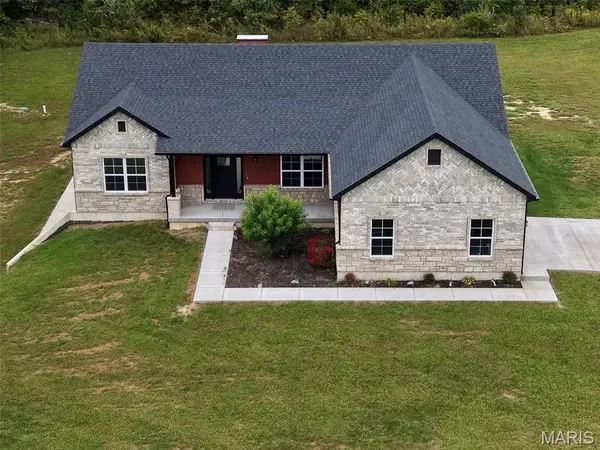 3525 Weatherby Lane, Farmington, MO 63640