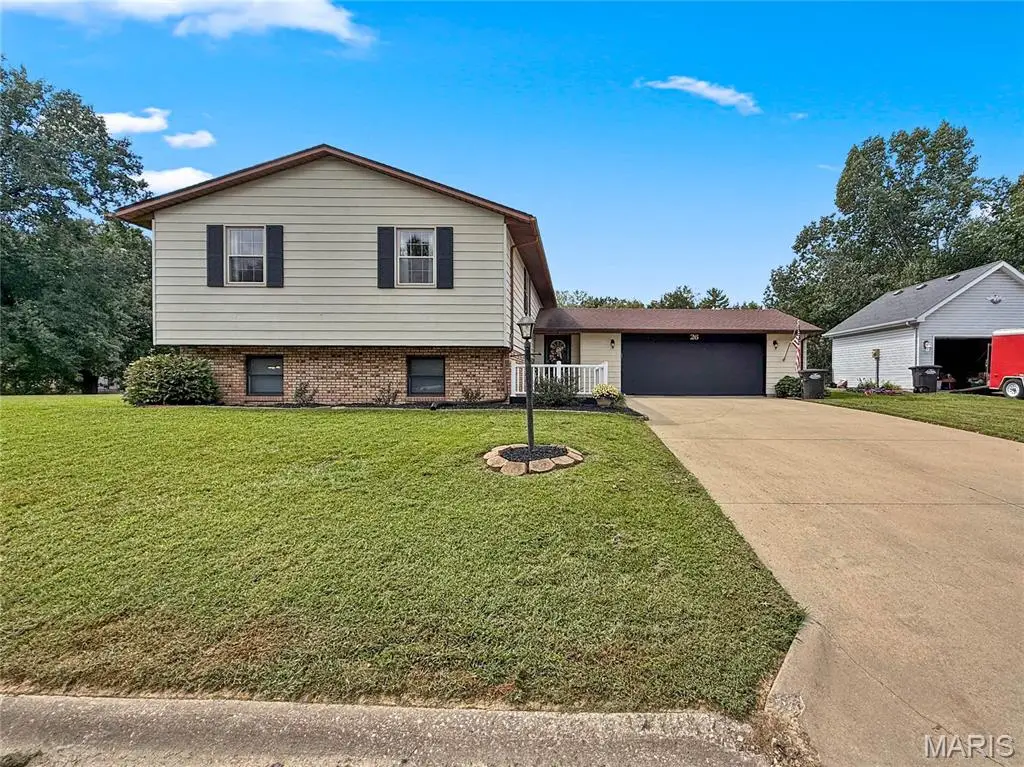 26 Islander Drive, Brighton, IL 62012 - #1