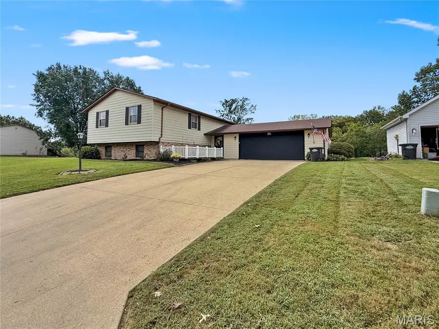 26 Islander Drive, Brighton, IL 62012 - #3