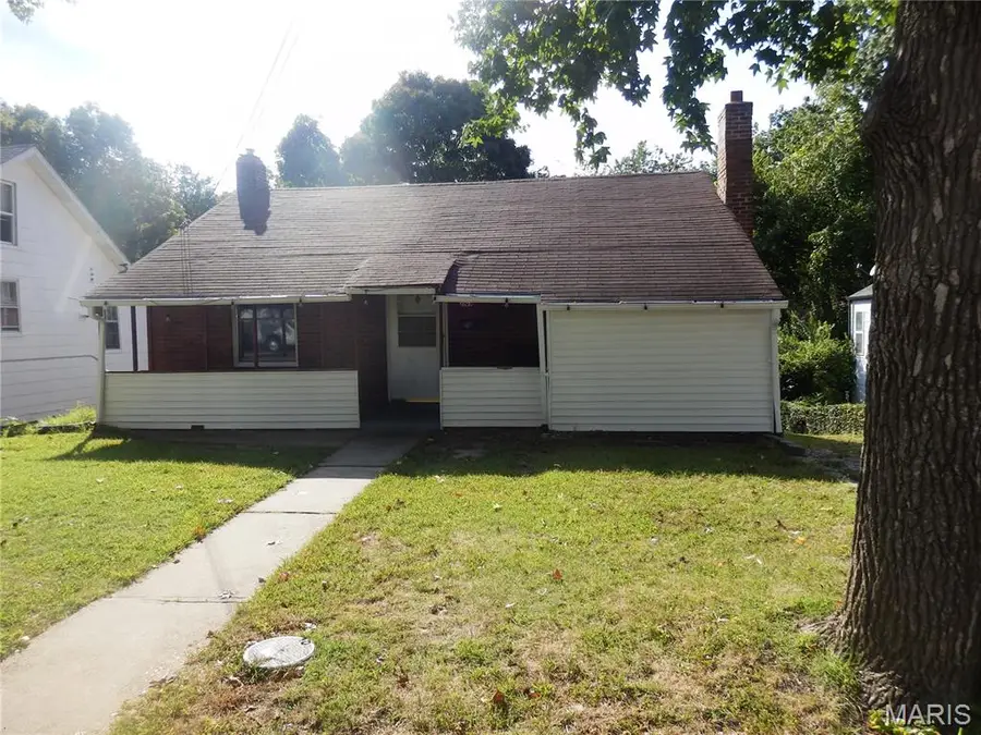 2149 Penfield Avenue, Saint Louis, MO 63114 - #2