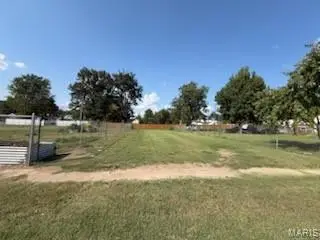 312 Dorothy Street, Sikeston, MO 63801