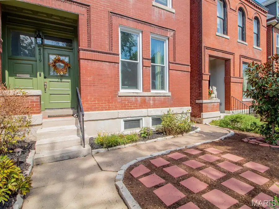 4519 Gibson Avenue, Saint Louis, MO 63110 - #3