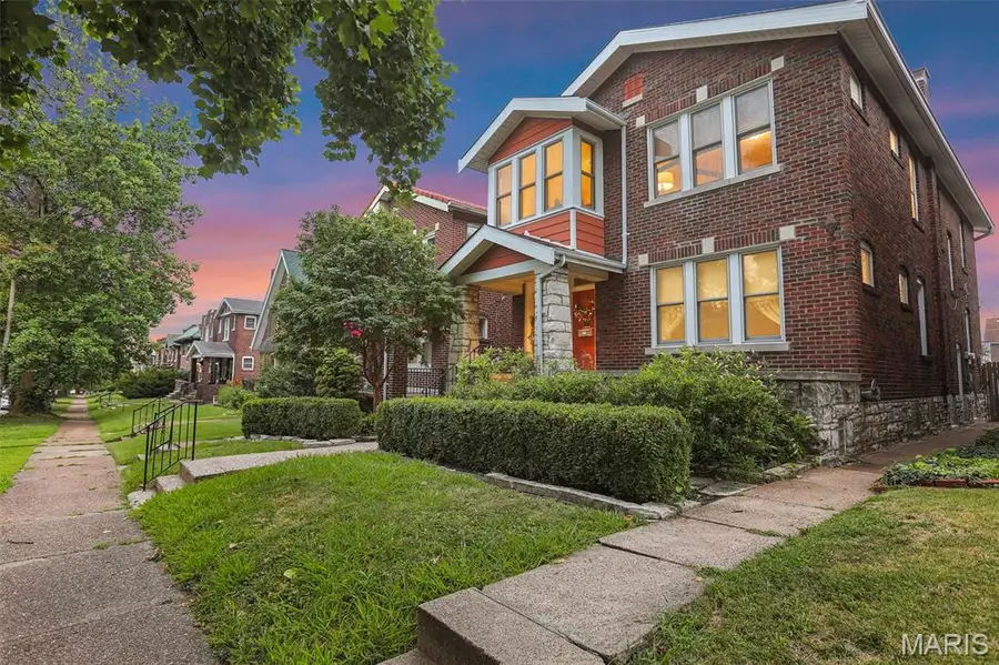 5004 Winona Avenue, Saint Louis, MO 63109 - #2