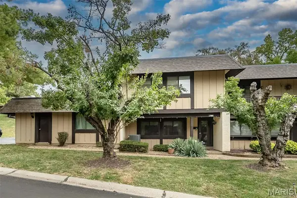 1368 Hampton Road #A, St Charles, MO 63303