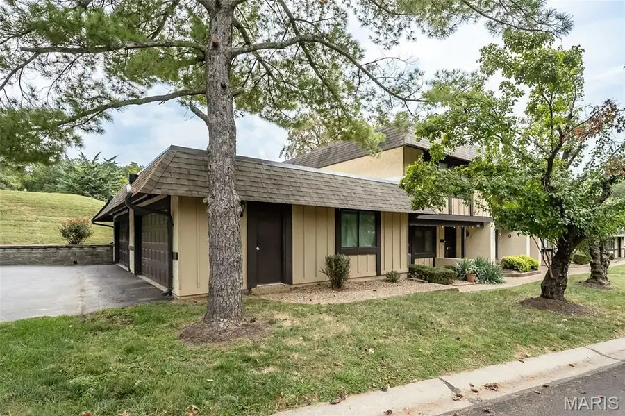 1368 Hampton Road #A, Saint Charles, MO 63303 - #2