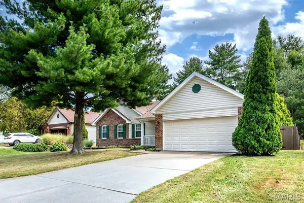5 Aken Court, St Peters, MO 63376