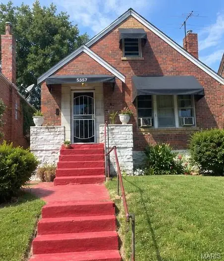 5357 Claxton Avenue, St Louis, MO 63120