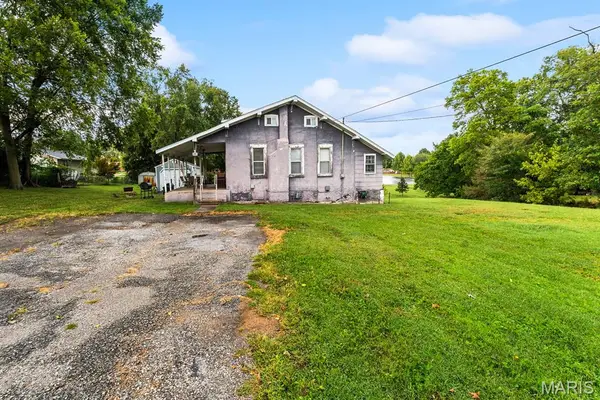 221 S Second Street, O'Fallon, IL 62269