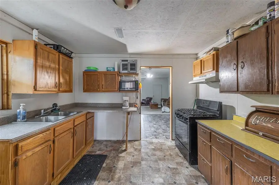 336 N 2nd Street, Poplar Bluff, MO 63901 - #3