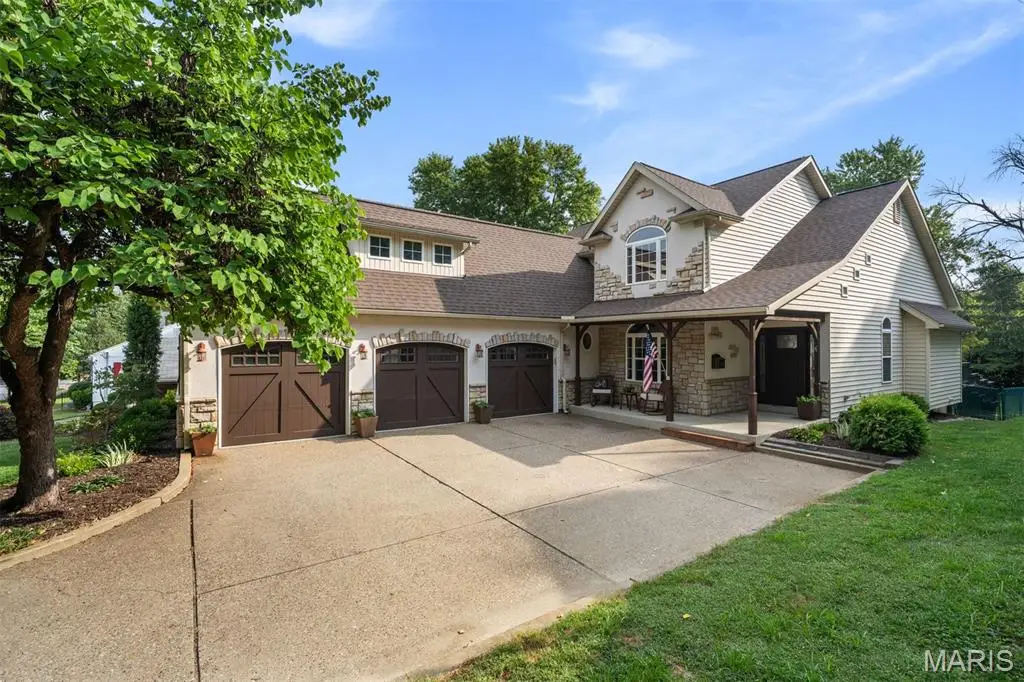 414 S Van Buren Avenue, Kirkwood, MO 63122 - #1